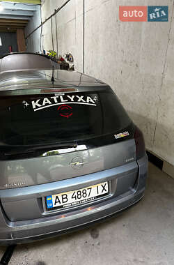 Хетчбек Opel Signum 2004 в Вапнярці