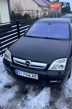 Хэтчбек Opel Signum 2003 в Яворове