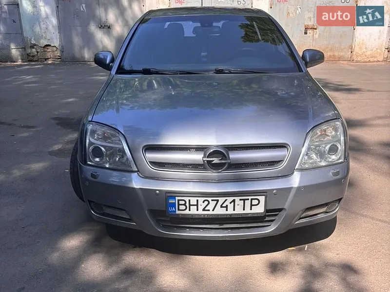 Opel Signum 2003