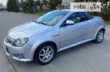 Opel Tigra 2005