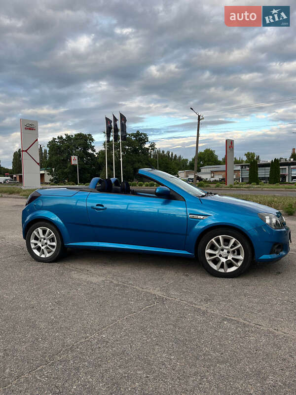 Кабриолет Opel Tigra 2005 в Киеве