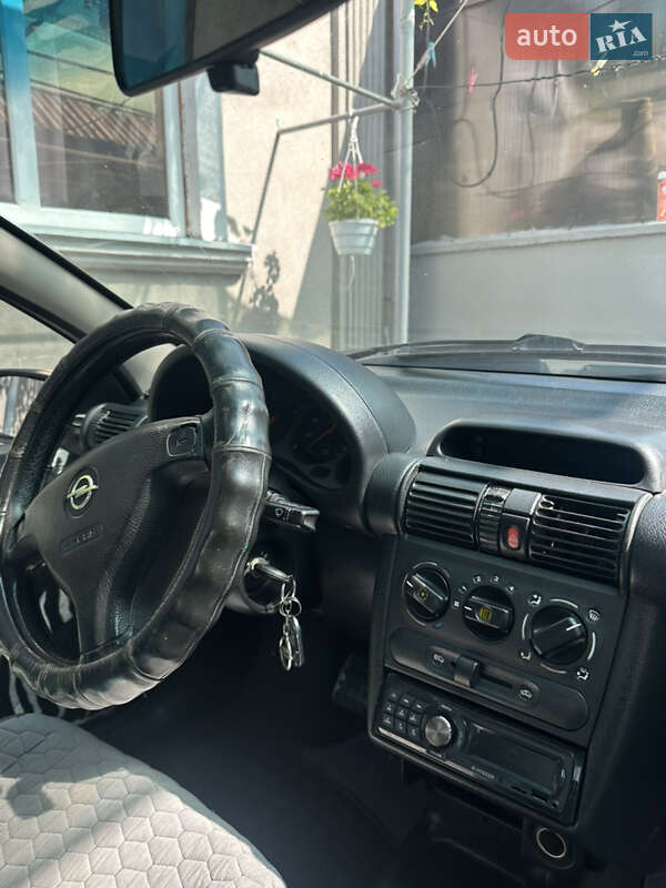 Купе Opel Tigra 2000 в Одесі