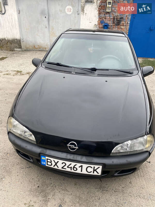 Opel Tigra 1998