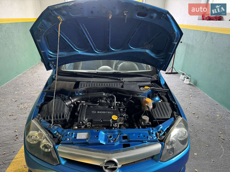 Кабріолет Opel Tigra 2005 в Камені-Каширському