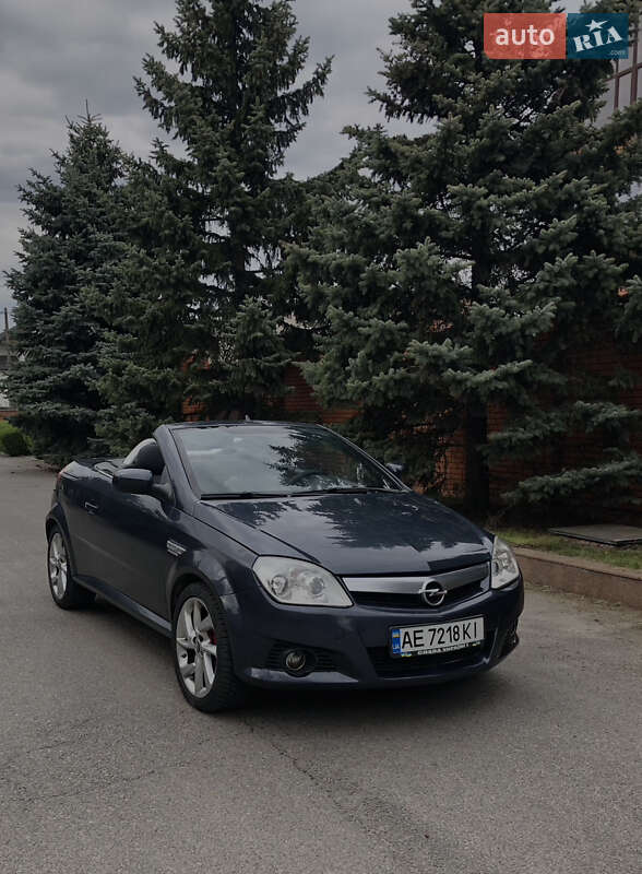 Кабріолет Opel Tigra 2006 в Дніпрі