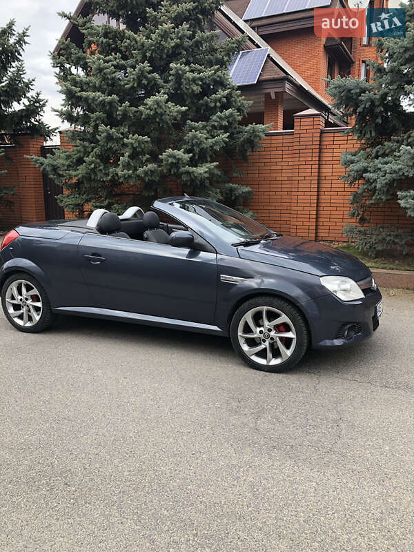 Кабріолет Opel Tigra 2006 в Дніпрі