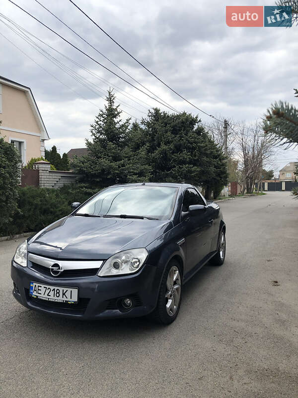 Кабріолет Opel Tigra 2006 в Дніпрі