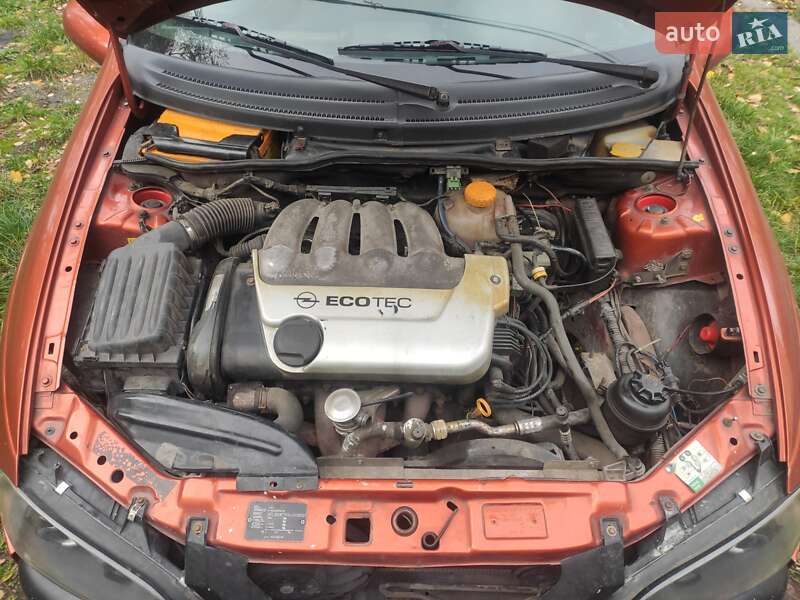 Купе Opel Tigra 1995 в Кременчуге