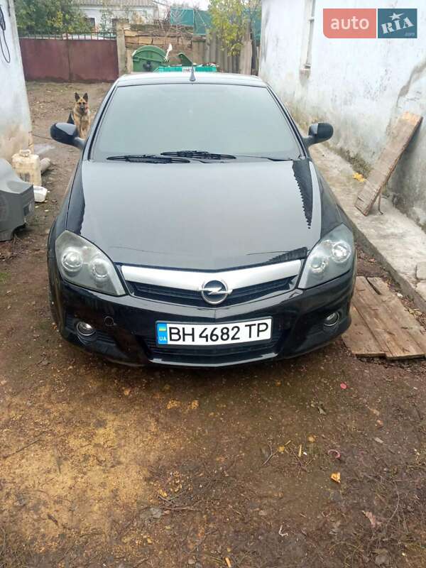 Кабриолет Opel Tigra 2004 в Одессе фото Кабриолет Opel Tigra 2004 в Одессе