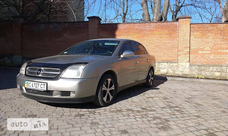 Седан Opel Vectra 2004 в Львове