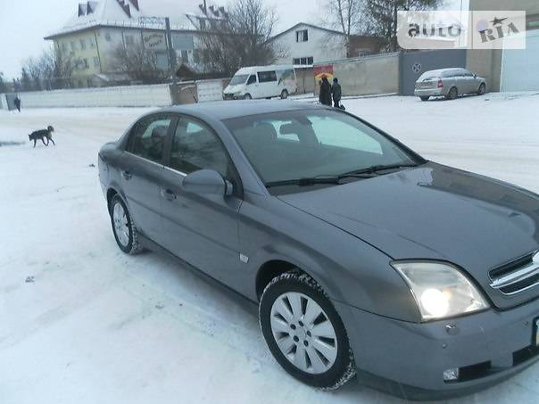 Седан Opel Vectra 2004 в Ивано-Франковске