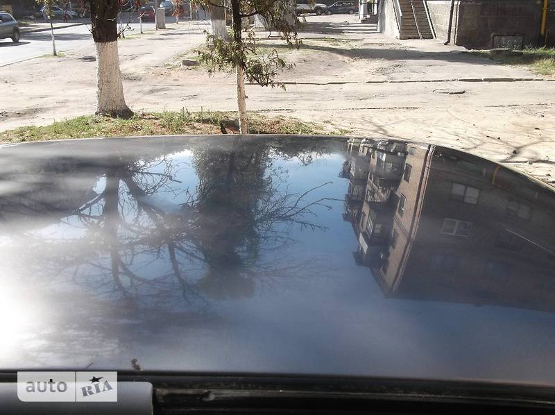 Седан Opel Vectra 1989 в Киеве