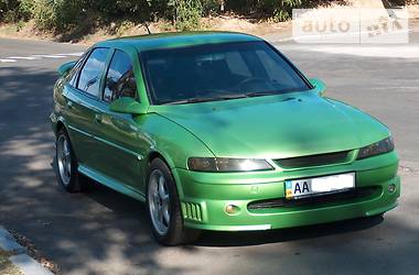 Хэтчбек Opel Vectra 1996 в 