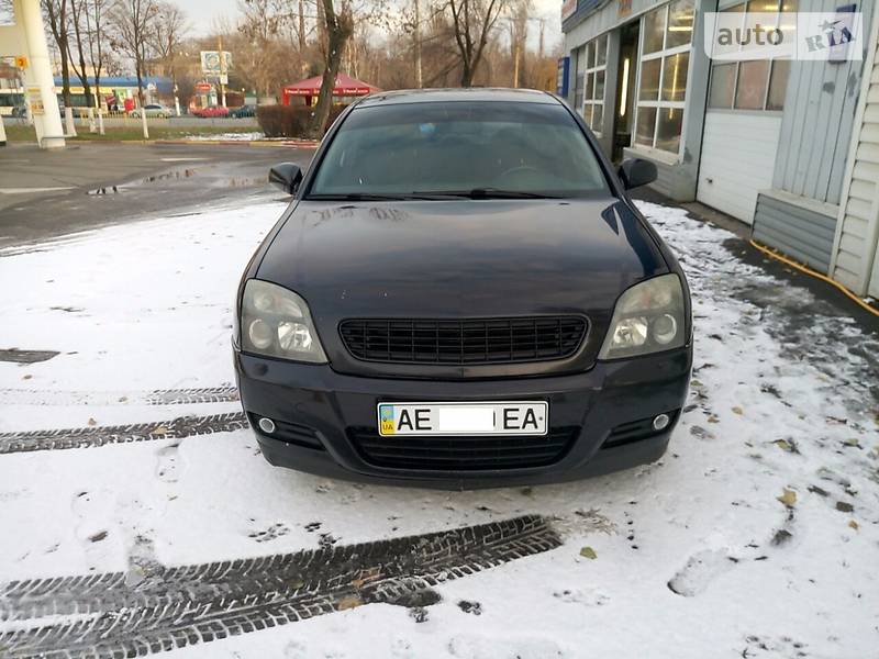 Седан Opel Vectra 2005 в Днепре