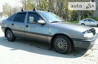 Хэтчбек Opel Vectra 1990 в Черновцах