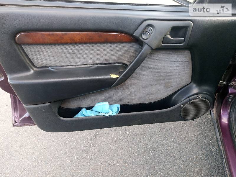 Седан Opel Vectra 1990 в Кривому Розі