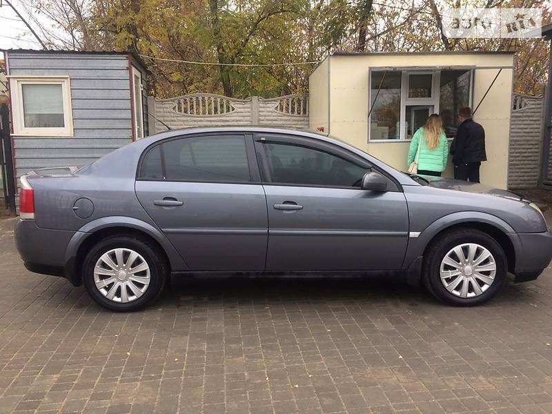 Седан Opel Vectra 2005 в Миколаєві