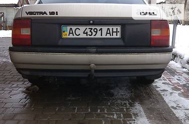 Седан Opel Vectra 1990 в 