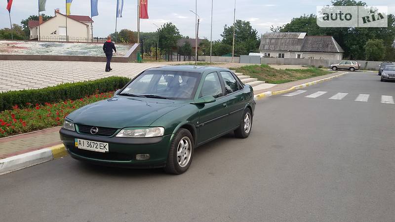 Седан Opel Vectra 1996 в Ирпене