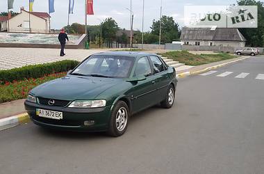 Седан Opel Vectra 1996 в Ирпене