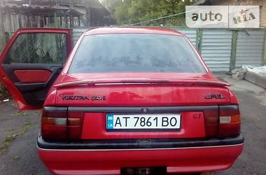 Седан Opel Vectra 1990 в Львове
