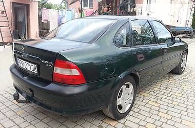 Седан Opel Vectra 1998 в Трускавці