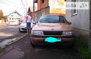 Седан Opel Vectra 1990 в Ужгороде