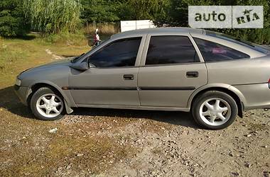 Хэтчбек Opel Vectra 1996 в Ровно