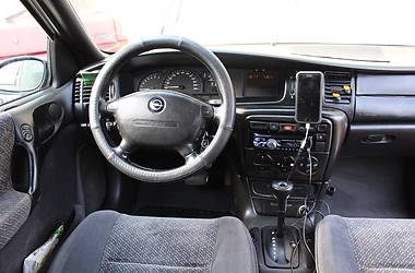 Седан Opel Vectra 1997 в Измаиле