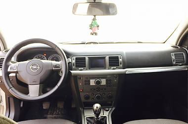 Седан Opel Vectra 2005 в Черкассах