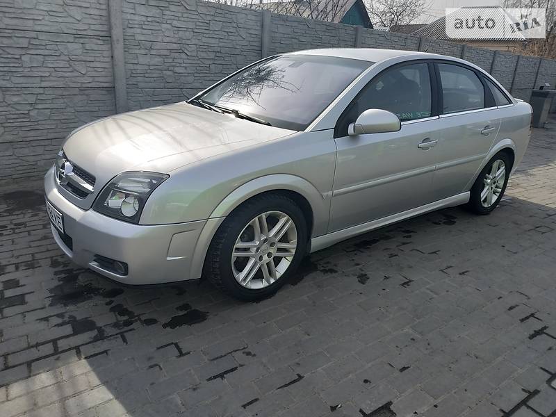 Ліфтбек Opel Vectra 2004 в Дніпрі