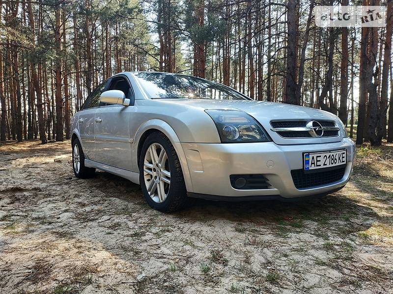 Ліфтбек Opel Vectra 2004 в Дніпрі