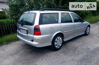 Универсал Opel Vectra 1998 в Луцке