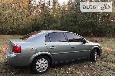 Седан Opel Vectra 2004 в 
