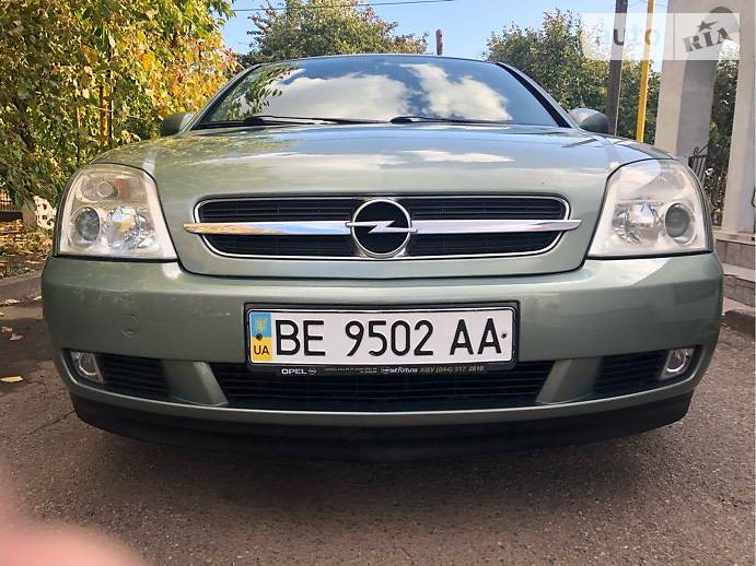 Седан Opel Vectra 2004 в Врадиевке