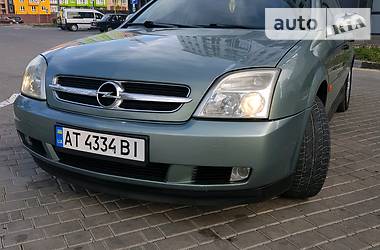 Седан Opel Vectra 2003 в Івано-Франківську