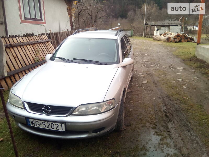 Хетчбек Opel Vectra 2002 в Тячеві