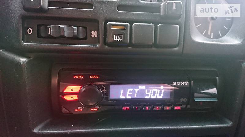 Седан Opel Vectra 1990 в Каневі