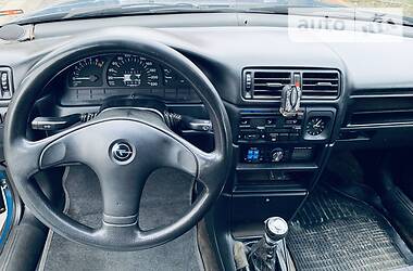 Седан Opel Vectra 1993 в Полтаве