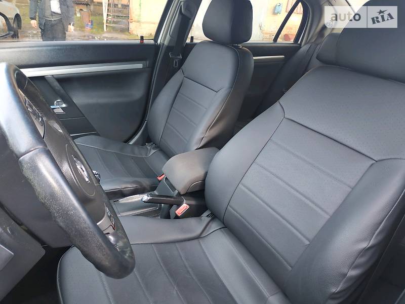 Седан Opel Vectra 2006 в Білій Церкві