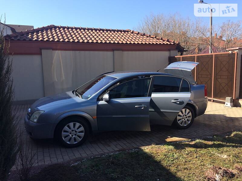 Седан Opel Vectra 2003 в Одесі