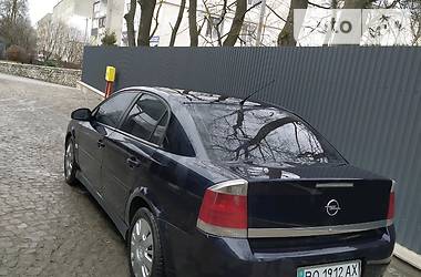Седан Opel Vectra 2004 в 