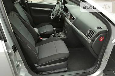Седан Opel Vectra 2006 в 