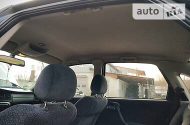 Седан Opel Vectra 2000 в 