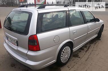 Универсал Opel Vectra 2001 в 