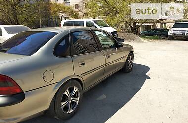 Седан Opel Vectra 1997 в 