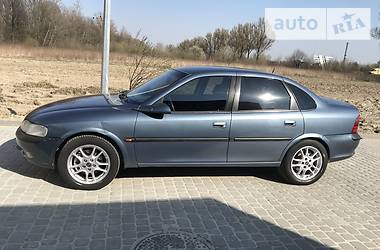Седан Opel Vectra 1998 в  фото 4 Седан Opel Vectra 1998 в