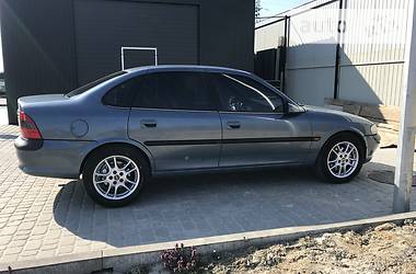 Седан Opel Vectra 1998 в  фото 8 Седан Opel Vectra 1998 в
