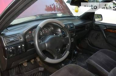 Хэтчбек Opel Vectra 1990 в Черновцах