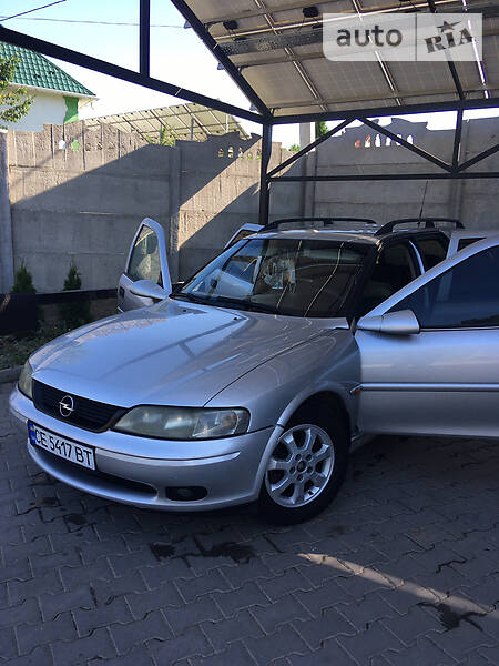 Универсал Opel Vectra 1999 в Черновцах